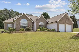 6827 Hill Creek Cove, Lithonia, GA 30058 - Photo 3