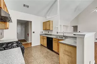 6827 Hill Creek Cove, Lithonia, GA 30058 - Photo 15