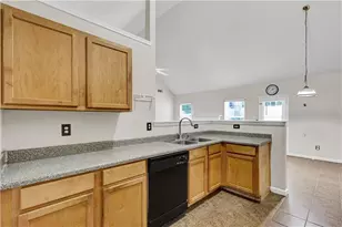 6827 Hill Creek Cove, Lithonia, GA 30058 - Photo 17