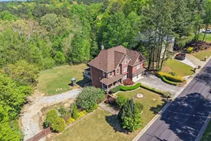 1340 Eryn Cir, Suwanee, GA 30024 - Photo 57