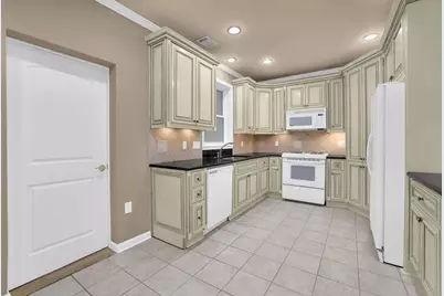 1340 Eryn Circle, Suwanee, GA 30024 - Photo 53