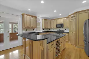 1340 Eryn Cir, Suwanee, GA 30024 - Photo 13
