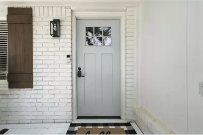 1112 Washington Court, Woodstock, GA 30188 - Photo 5