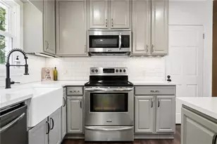 1112 Washington Ct, Woodstock, GA 30188 - Photo 9