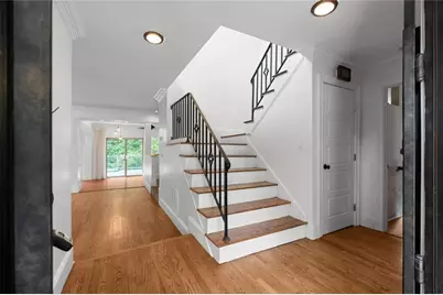 212 Kings Row, Marietta, GA 30067 - Photo 17