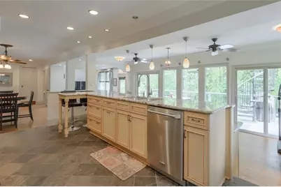 212 Kings Row, Marietta, GA 30067 - Photo 3