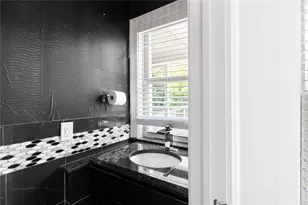 212 Kings Row, Marietta, GA 30067 - Photo 137