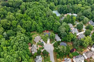 3827 Lance Bluff Ct, Duluth, GA 30097 - Photo 37