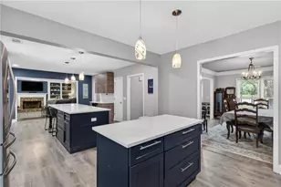 3827 Lance Bluff Ct, Duluth, GA 30097 - Photo 3