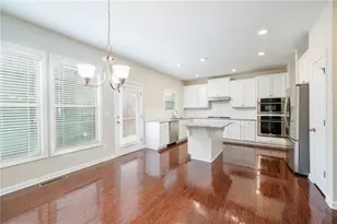 620 Sunset Park Dr, Suwanee, GA 30024 - Photo 11