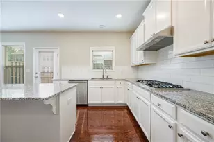 620 Sunset Park Dr, Suwanee, GA 30024 - Photo 11