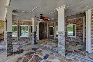 1375 Tree Ln, Snellville, GA 30078 - Photo 33