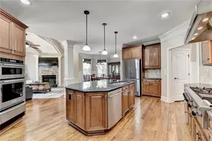 1375 Tree Ln, Snellville, GA 30078 - Photo 13
