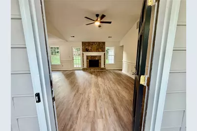 2060 Darrel Lane, Lawrenceville, GA 30046 - Photo 3