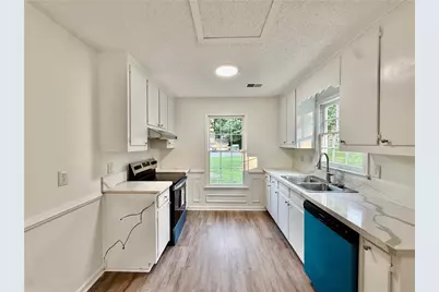 2060 Darrel Lane, Lawrenceville, GA 30046 - Photo 5