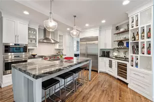 1125 Jennifer Oaks Dr, Alpharetta, GA 30004 - Photo 3