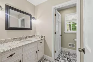 4943 Vernon Oaks Dr, Dunwoody, GA 30338 - Photo 23