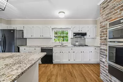 4943 Vernon Oaks Drive, Dunwoody, GA 30338 - Photo 11