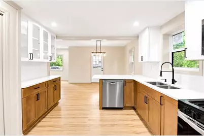 2585 Amelia Avenue, Decatur, GA 30032 - Photo 9