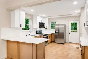 2585 Amelia Ave, Decatur, GA 30032 - Photo 7