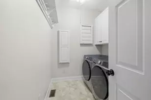 1318 Village Terrace Ct, Dunwoody, GA 30338 - Photo 23