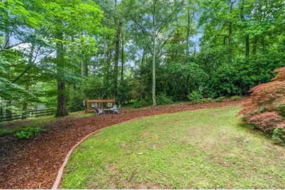 3560 Saxon Way, Marietta, GA 30062 - Photo 5