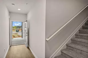 220 Sound Cir, Stockbridge, GA 30281 - Photo 3