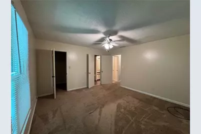 5140 Highpoint, Union City, GA 30291 - Photo 9