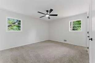 5824 Oakleaf Way, Stone Mountain, GA 30087 - Photo 17
