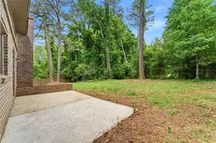 5824 Oakleaf Way, Stone Mountain, GA 30087 - Photo 21