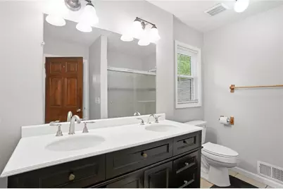 5323 Rockborough Trail, Stone Mountain, GA 30083 - Photo 17