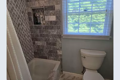 1726 W Point Circle, Marietta, GA 30068 - Photo 9