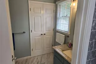 1726 W Point Cir, Marietta, GA 30068 - Photo 5