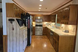 1726 W Point Cir, Marietta, GA 30068 - Photo 21