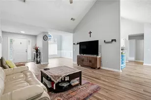 727 8 Point Ct, Suwanee, GA 30024 - Photo 7