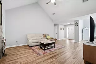 727 8 Point Ct, Suwanee, GA 30024 - Photo 9