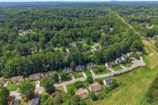 727 8 Point Ct, Suwanee, GA 30024 - Photo 47