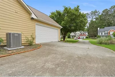 727 Eight Point Court, Suwanee, GA 30024 - Photo 39
