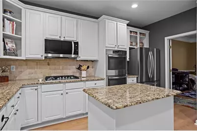 2446 Retreat Close, Marietta, GA 30066 - Photo 13