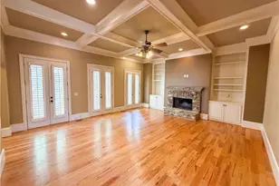 3250 Camellia Ln, Suwanee, GA 30024 - Photo 3