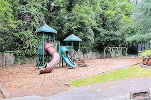 6700 Roswell Rd, Atlanta, GA 30328 - Photo 15