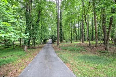 2316 Cross Creek Drive SW, Powder Springs, GA 30127 - Photo 7