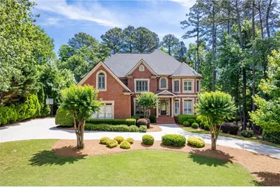 5510 Stoneleigh Drive, Suwanee, GA 30024 - Photo 1