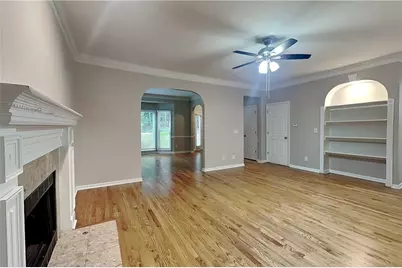 811 Springdale Crossing, Woodstock, GA 30189 - Photo 3