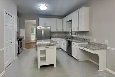 811 Springdale Crossing, Woodstock, GA 30189 - Photo 7