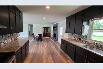 5201 Vivid Drive, Stone Mountain, GA 30087 - Photo 7