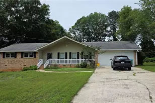 5201 Vivid Dr, Stone Mountain, GA 30087 - Photo 1