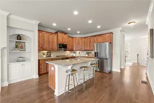7640 Willoughby Ct, Alpharetta, GA 30005 - Photo 3