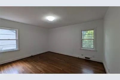 4300 Rickenbacker Way NE, Atlanta, GA 30342 - Photo 17