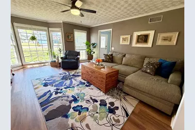 926 W Mill Trace NW, Kennesaw, GA 30152 - Photo 9